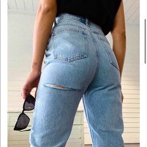 SOLD!!! Ⓜ️ NWT Denim with Back Slit Size 30